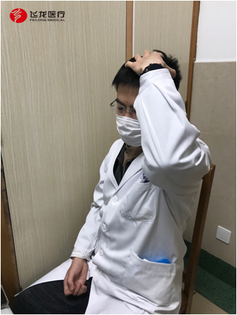 按摩百會穴